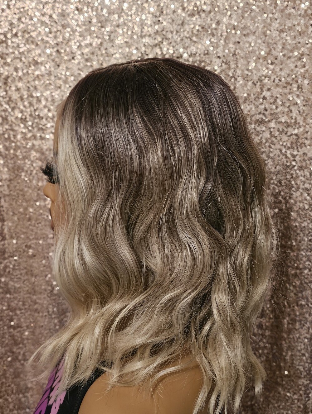 Wig - Picture 2 of 5